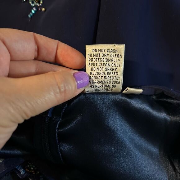 SCALA Dress  - Picture 11 of 11